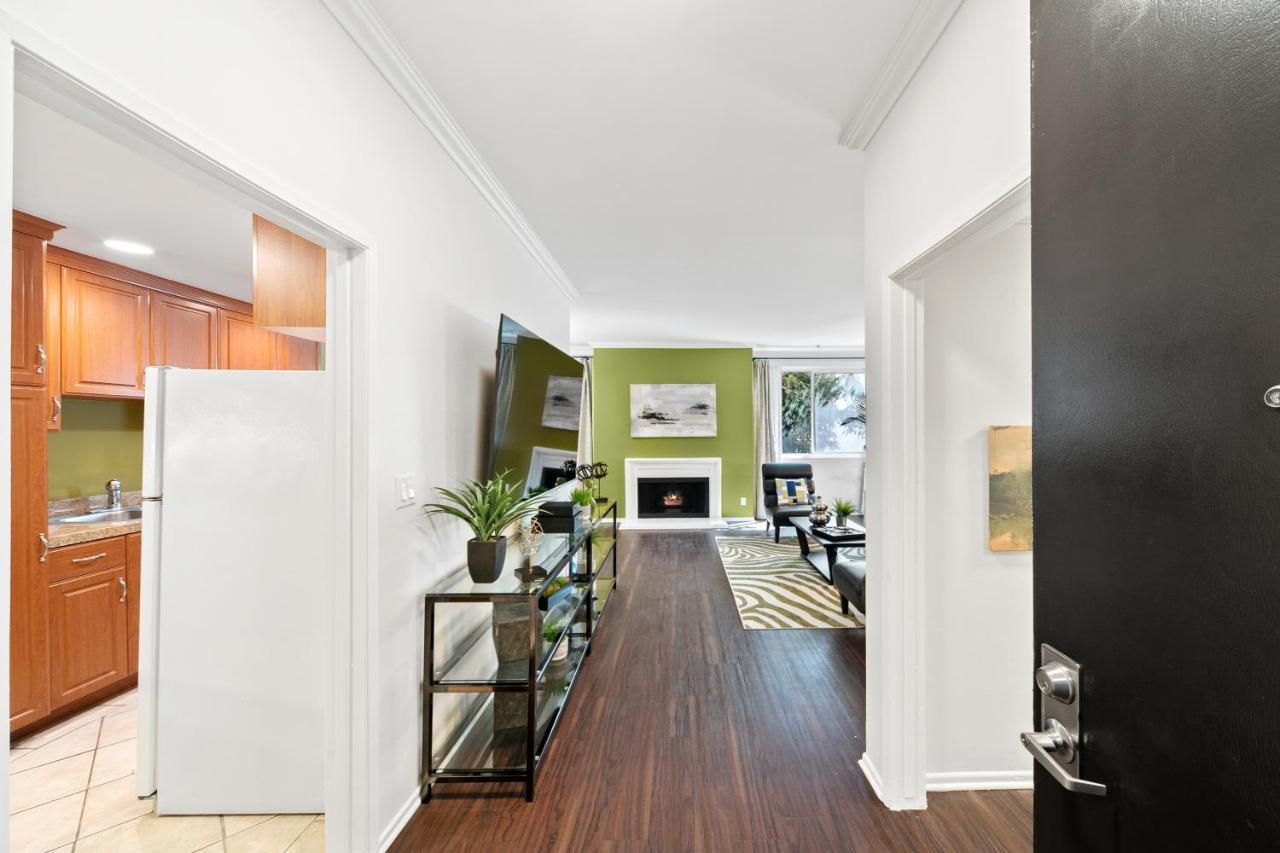 Beverly Hills Gem 1 Bedroom Apt With Parking 218 Лос-Анджелес Экстерьер фото